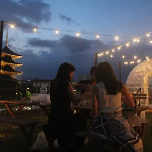 The Next Door & Private ホステル