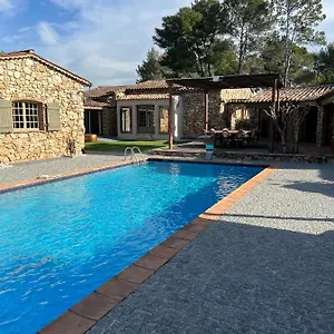 le-hameau-des-lucioles.fr-provencehotel.com/